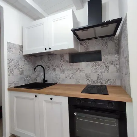Chiara Tinyhouse *
