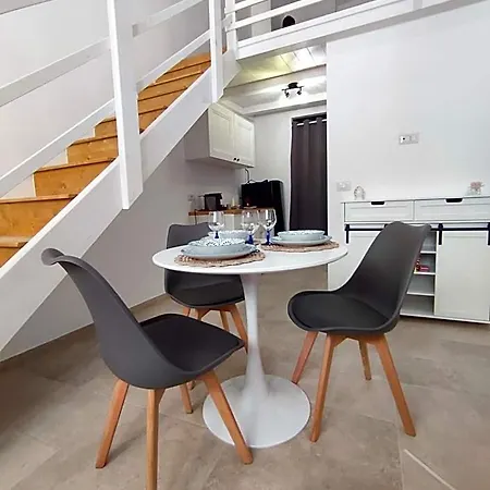 Chiara Tinyhouse *
